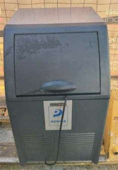 Παγομηχανή Ψεκασμού Μασίφ Παγάκι 70Kg/24h Αποθήκη 40Kg BREMA Μεταχειρισμένη